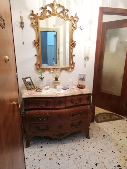 那不勒斯La Casa Di Mio Padre公寓 外观 照片